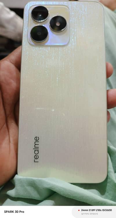 phone for sale realme c53 9/10