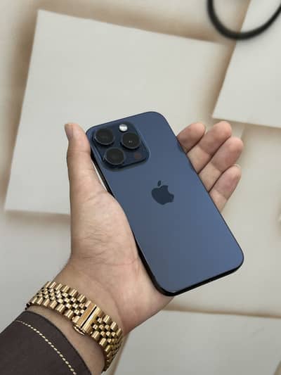 Apple iPhone 15 Pro