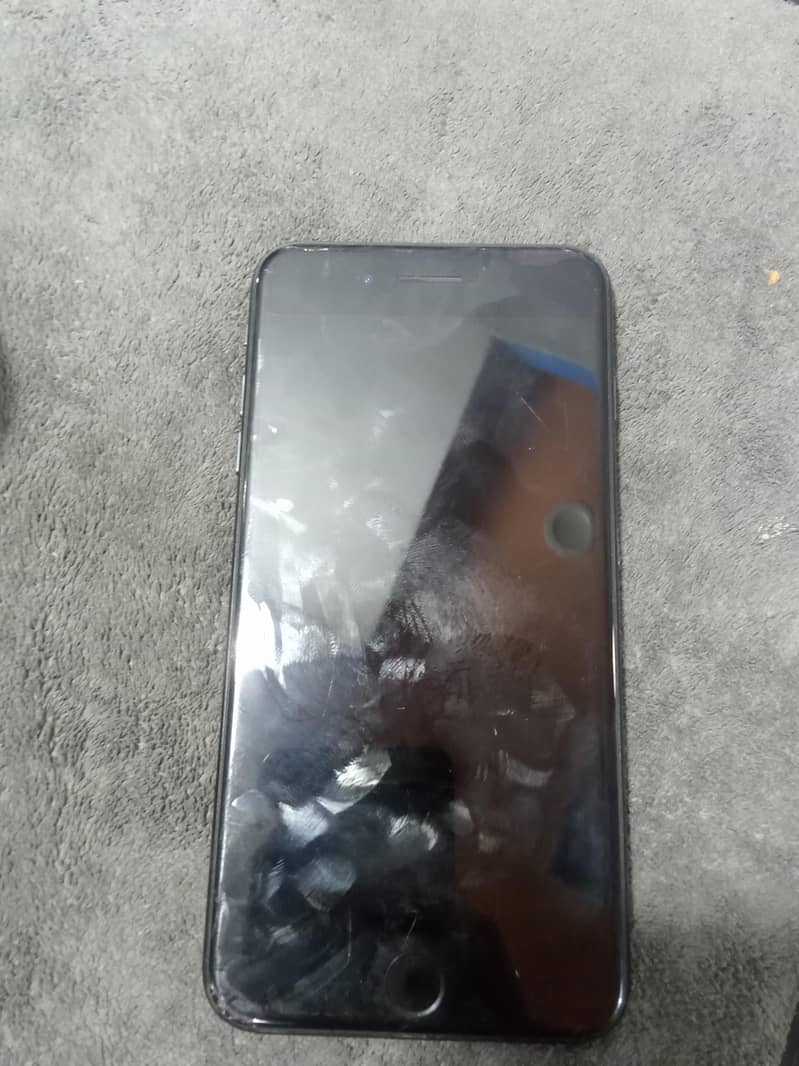 Apple iPhone 7 Plus 3