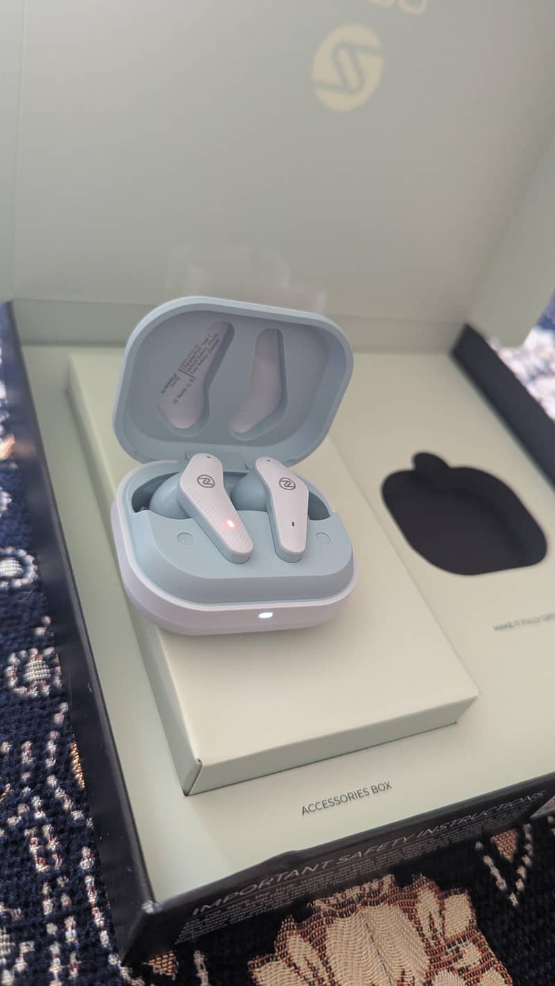 Zero gravity earbuds 3