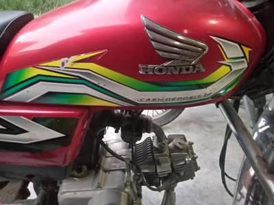 Honda 70 excellent condition 03224284933