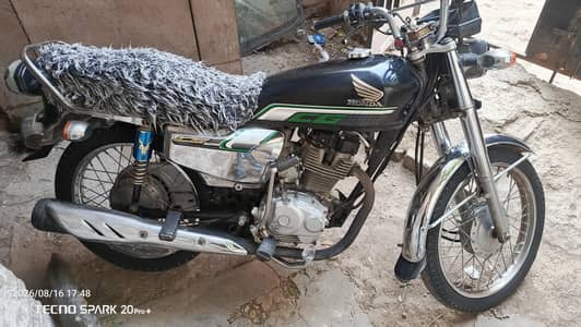 Honda CG 125 special addition 2022 model good condition