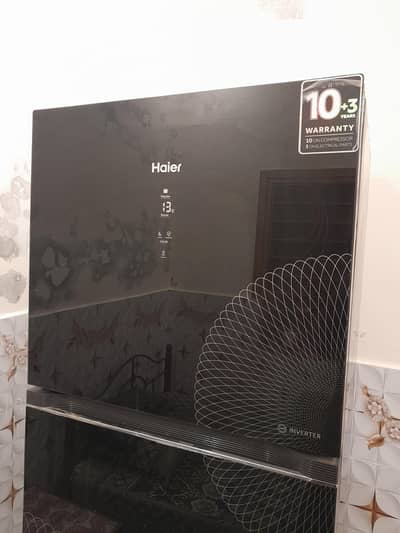 Haier Inverter Glass Door Refrigerator