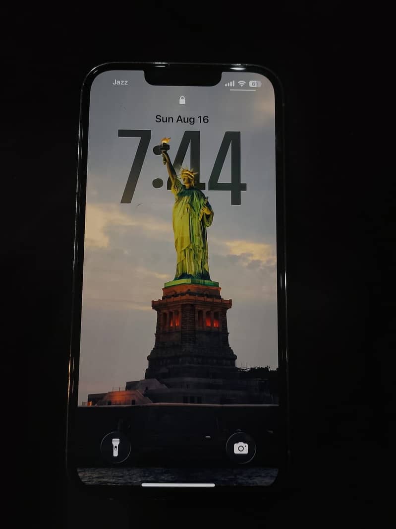 Apple iPhone 13 Pro 2