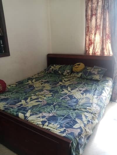 King bed