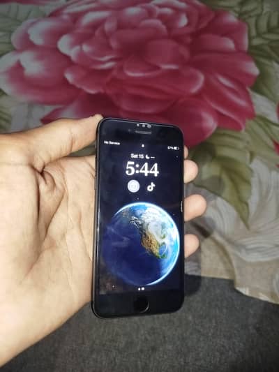 Apple iPhone 8