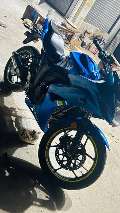 Suzuki Gixxer Gen 1 - 150cc