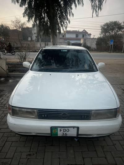 Nissan sunny 1990