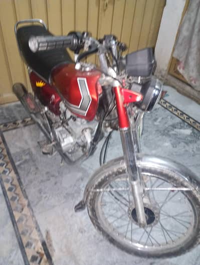honda 125 Honda 125 Model 2001 – Saaf Condition – Rs. 70,000