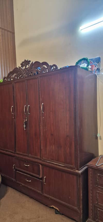 4 door wardrobe