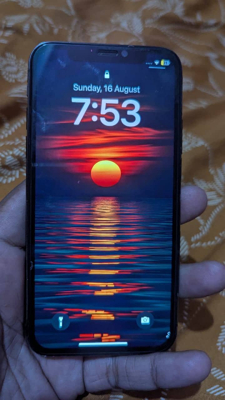 Apple iPhone X 1