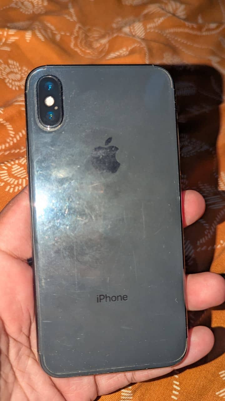 Apple iPhone X 4