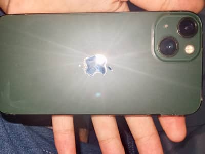 Apple iPhone 13