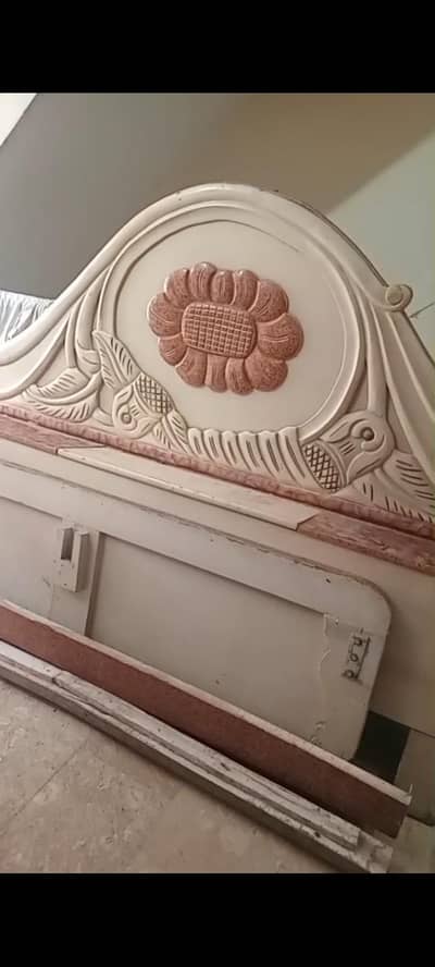 wooden  bed 
