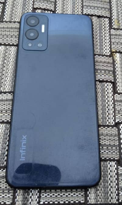 Infinix Hot 12