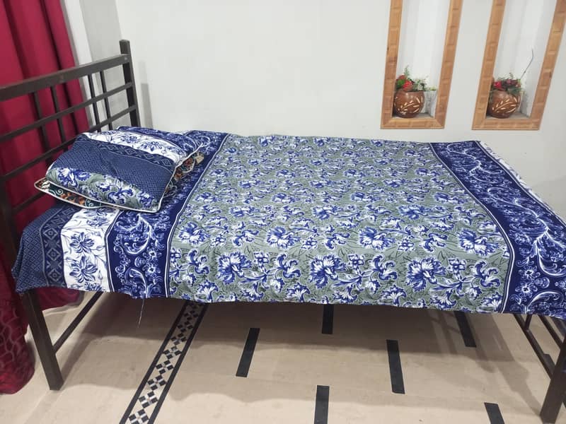 Single beds 3