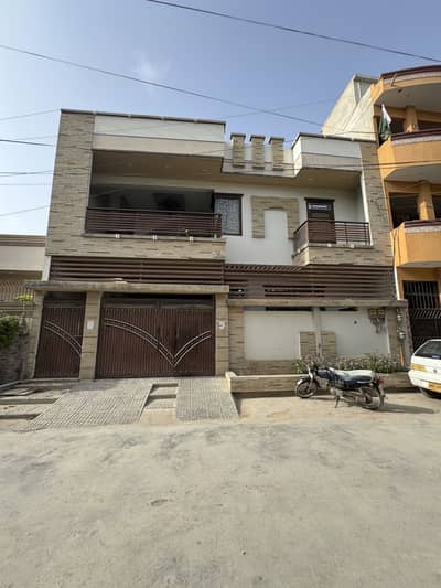 240 Sq Yd Used Bungalow For Sale Saadi Town