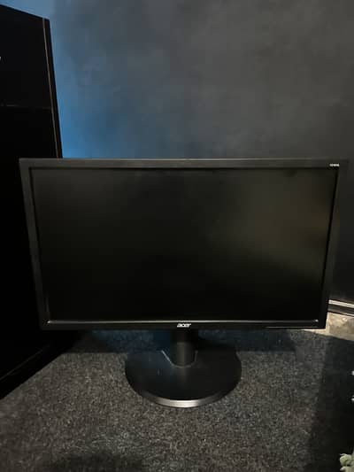 Acer V246HL