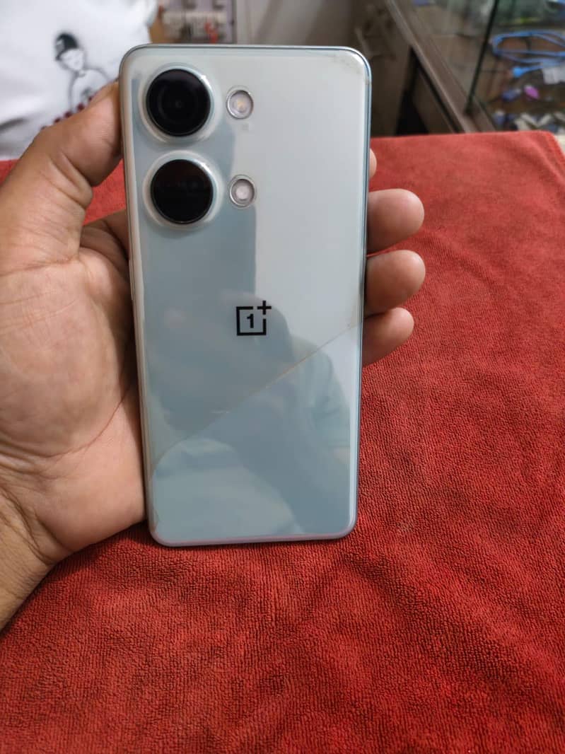 One Plus Ace 2V 0
