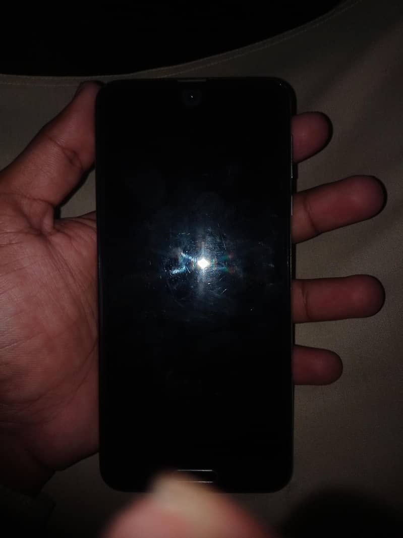 Sharp Aquos R2 1