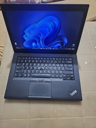 Thinkpad T460 -1080p Full HD IPS-512gb SSD-Dual battery-Windows 11