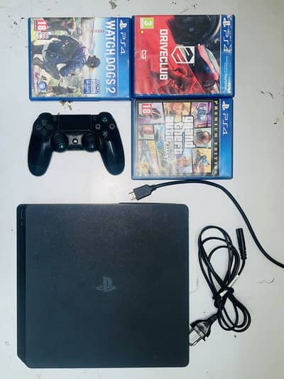 Sony PS4 Slim 500Gb With GTA V, Driveclub & Watch Dogs 2