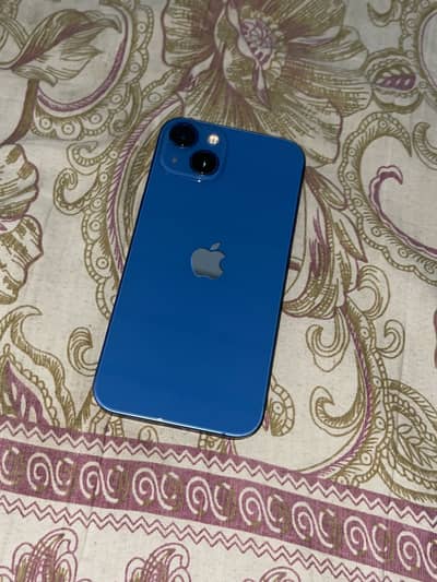 Apple iPhone 13