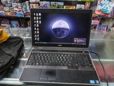 Dell laptop 4gb ram 160gb SSD hard 495 mb graphic card core i5
