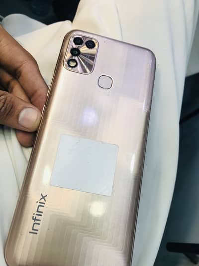 Infinix Hot 11 Play