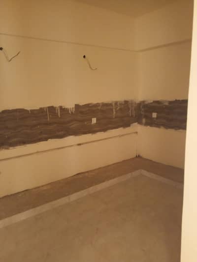 2 bed lounge flat