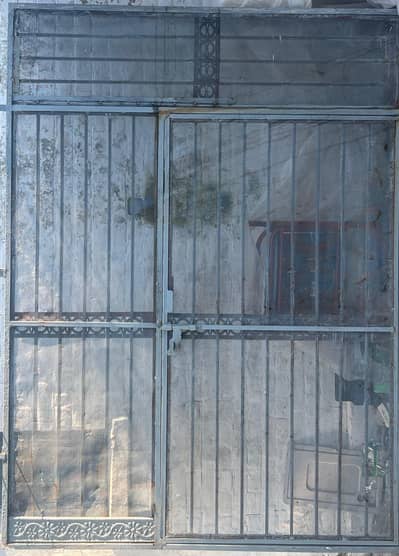 Iron grill dimensions 8 by 6 ft