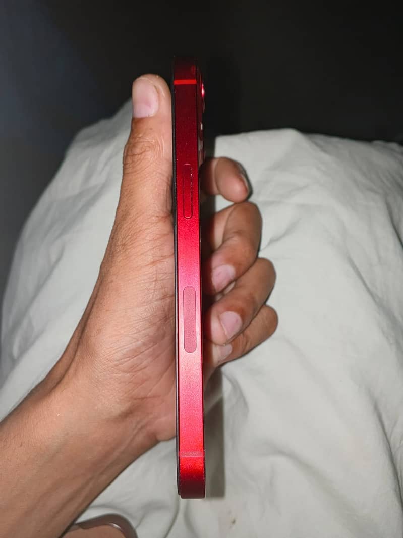 Apple iPhone 13 1