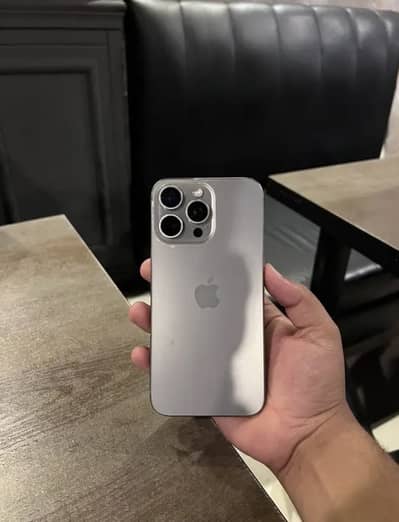 Apple iPhone 15 Pro Max