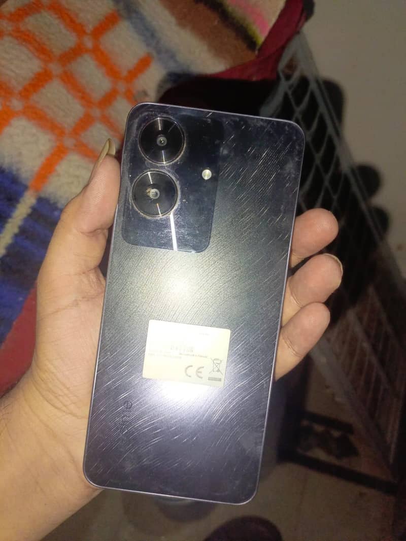 Realme Note 60 1
