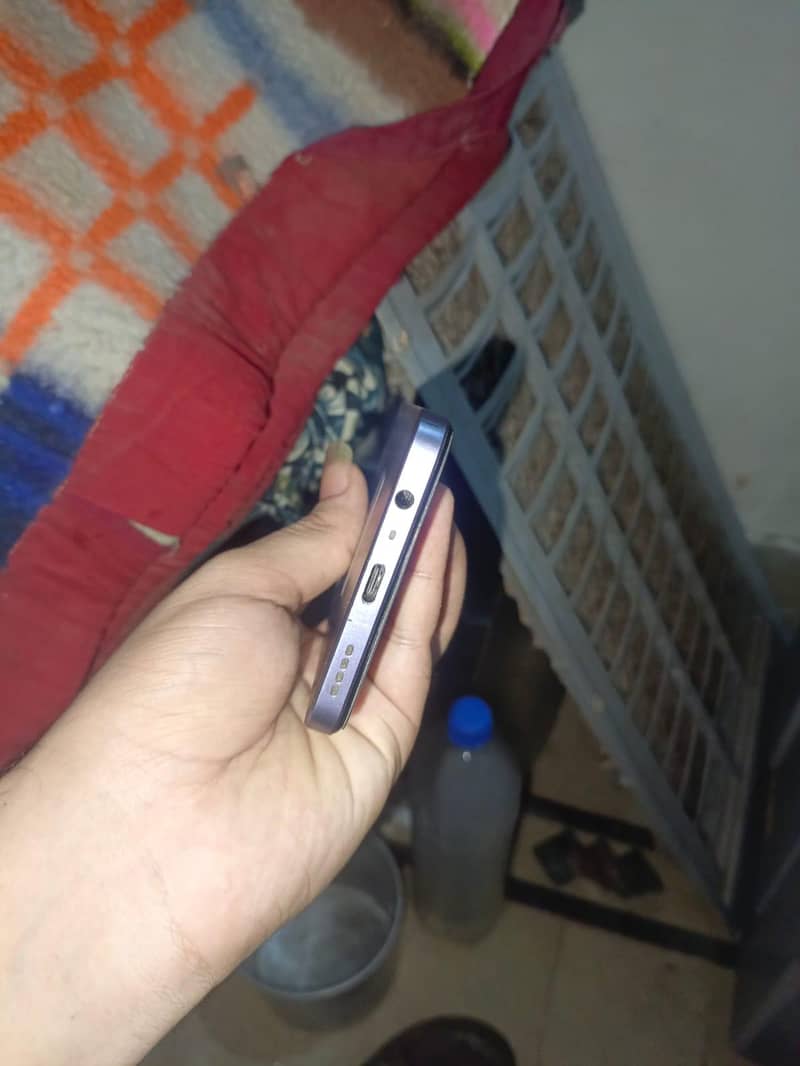 Realme Note 60 5