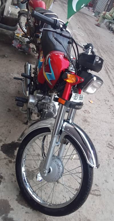 Honda CD 70 25=26 Model7000km driven