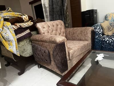 5 Seater Sofa Set with Center table