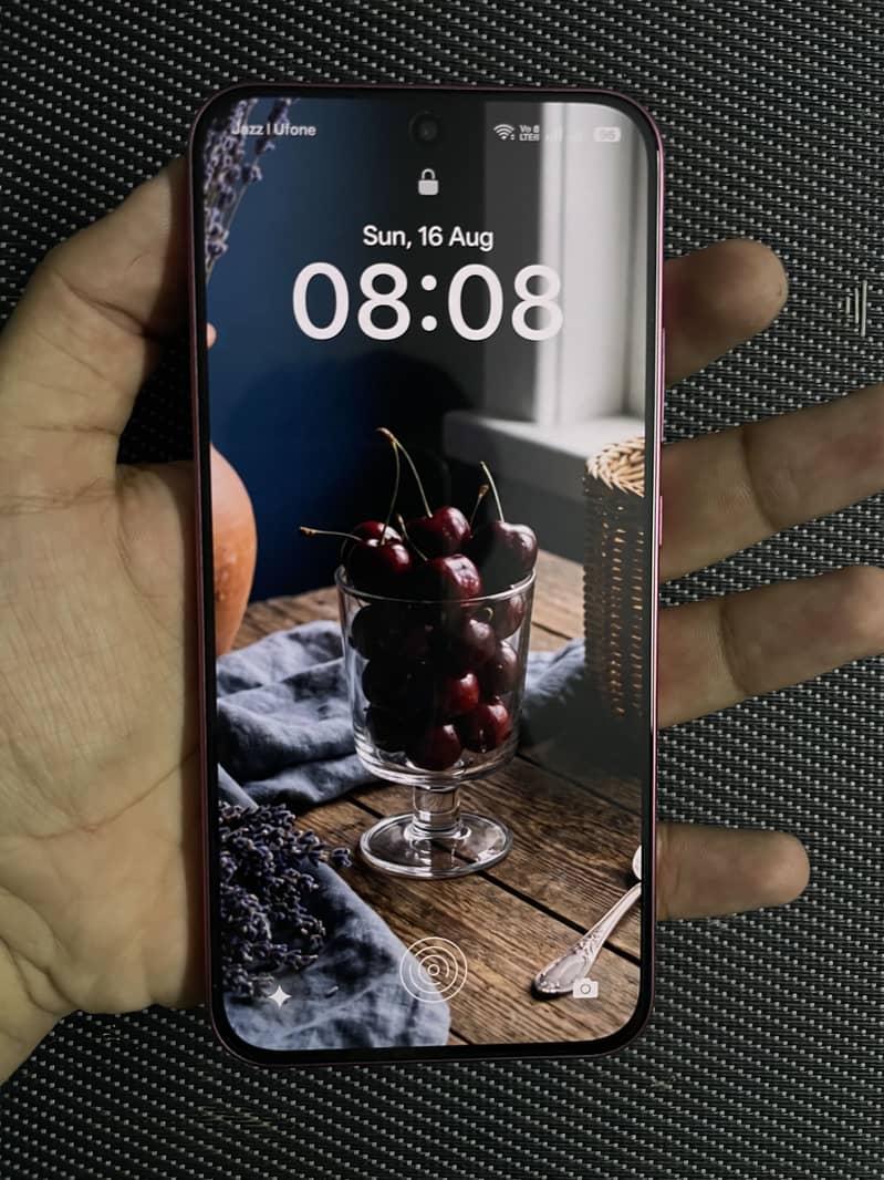 OPPO A6 pro 4
