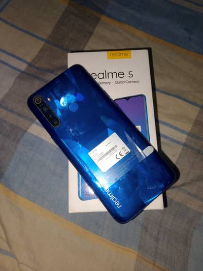 Realme 5 (Box open)like a new condition