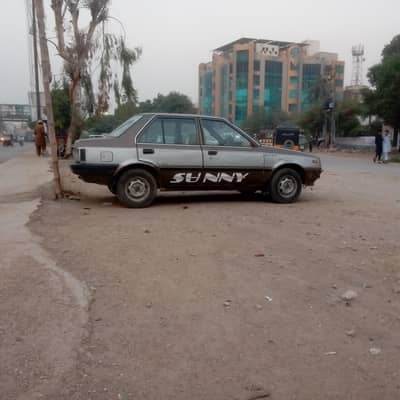 Nissan Sunny 1985