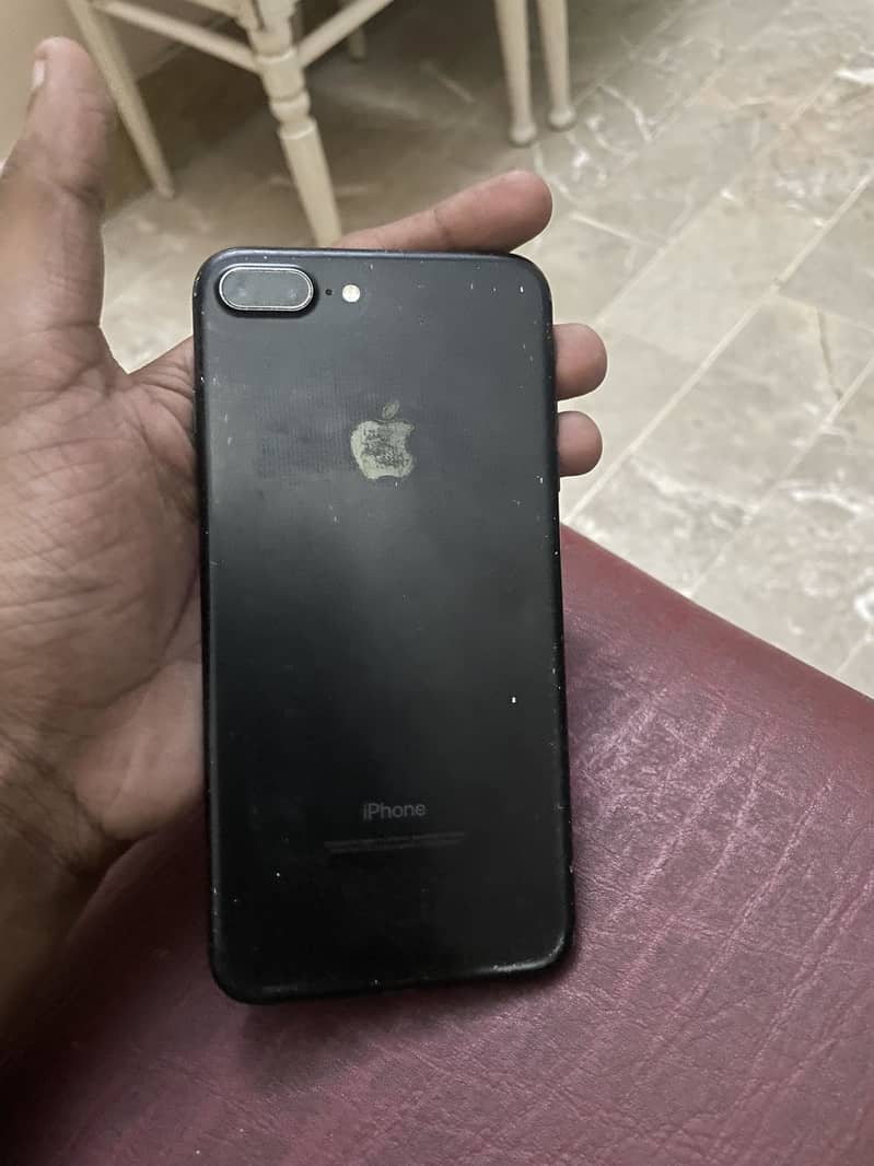 Apple iPhone 7 Plus 0