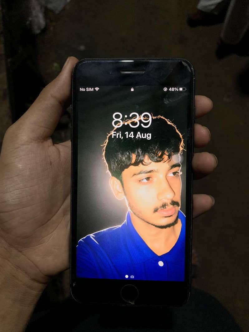 Apple iPhone 7 Plus 3