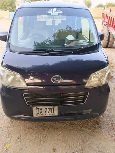 Daihatsu Tanto 2011