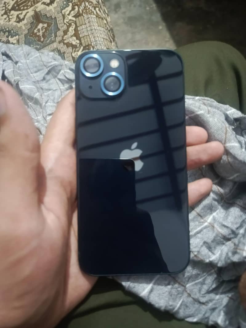Apple iPhone 13 0