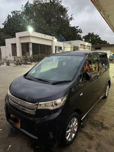 Mitsubishi EK Custom 2013