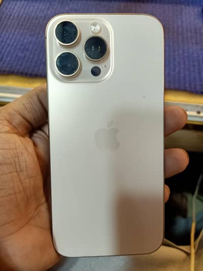 Apple iPhone 16 Pro Max