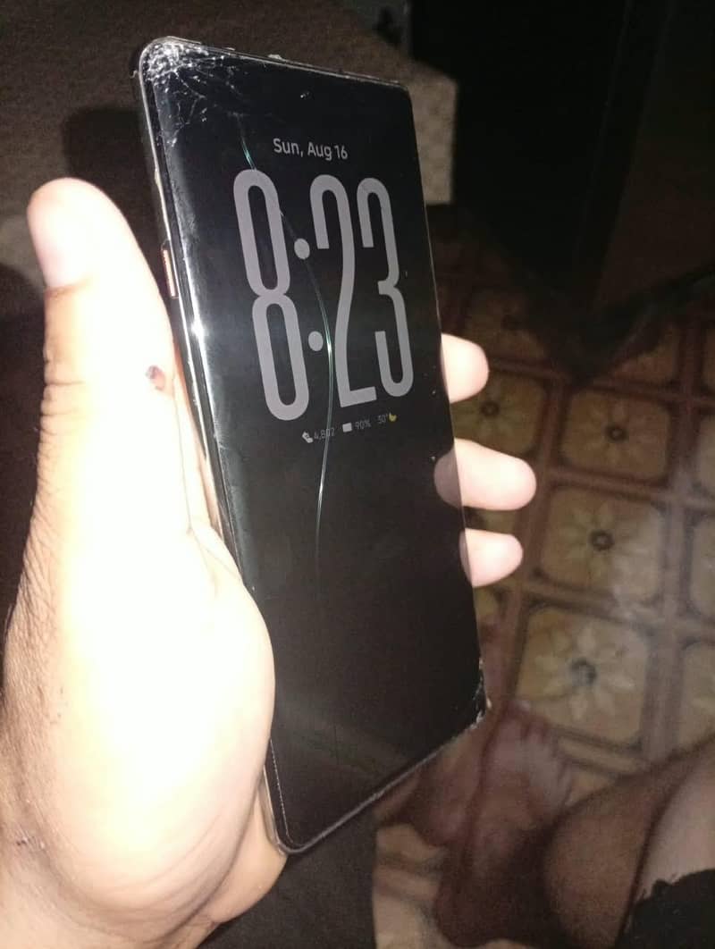 Tecno CAMON 40 Pro 1