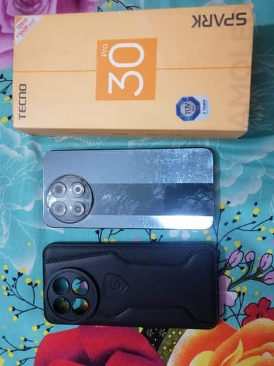Tecno SPARK 30 Pro