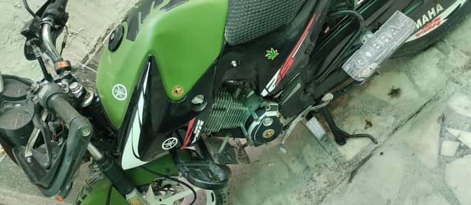 ybr 125