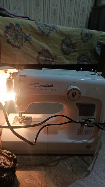 Sewing Machine automatic Empisal Dress Maker 2700